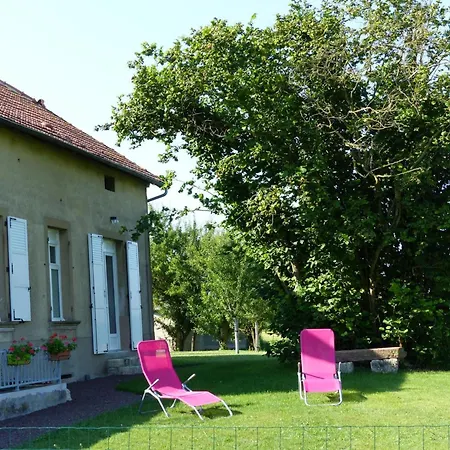 Holiday home Familial Renove A La Campagne Avec Jardin, 4 Chambres, Proche Loisirs Et Attractions - Fr-1-489-61 *