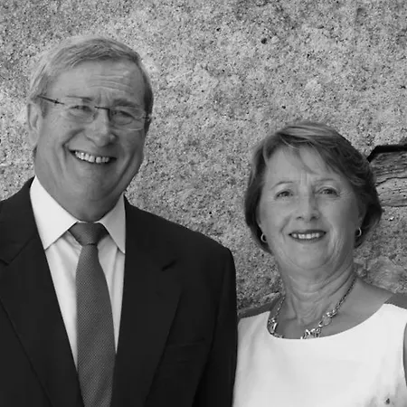 Familial Renove A La Campagne Avec Jardin - Fr-1-489-61 * Cindre